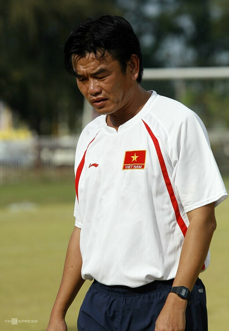 HLV Phan Thanh Hung thoi lam tro ly cho HLV Calisto o tuyen Viet Nam vo dich AFF Cup 2008