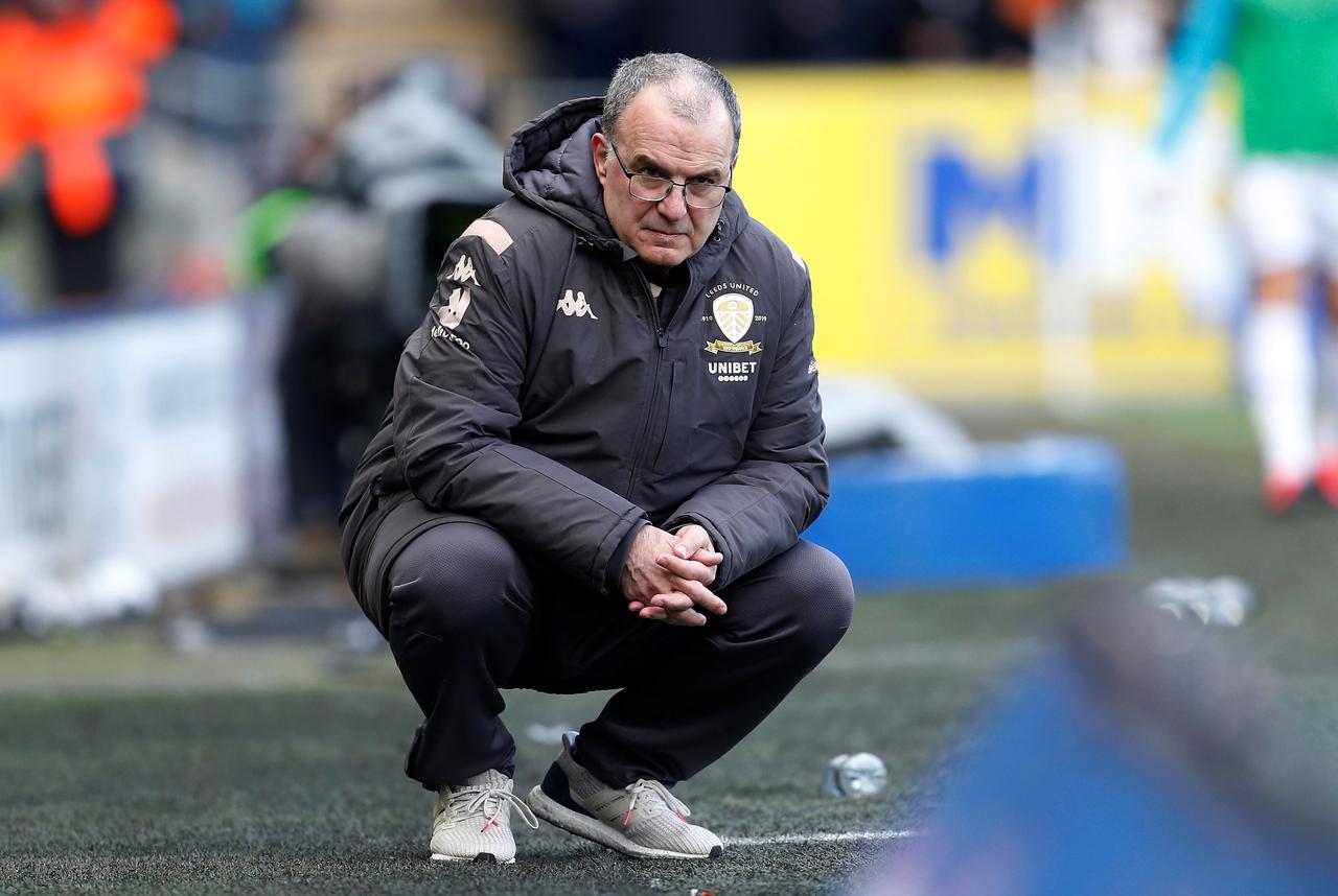 Chờ gã điên Marcelo Bielsa xuất chiêu tại Premier League hình ảnh