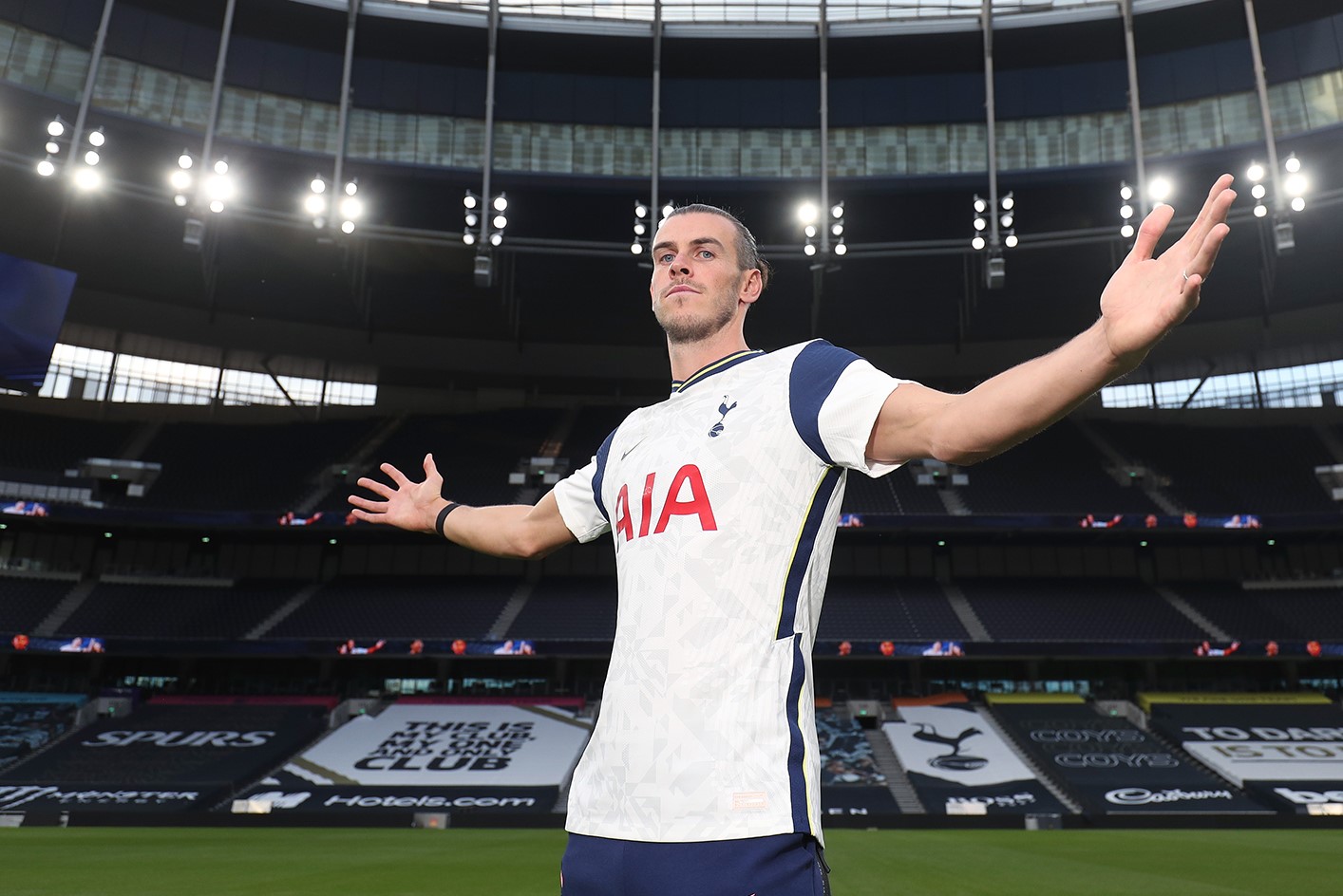Gareth Bale trở lại Tottenham Đến nơi mình thuộc về hình ảnh