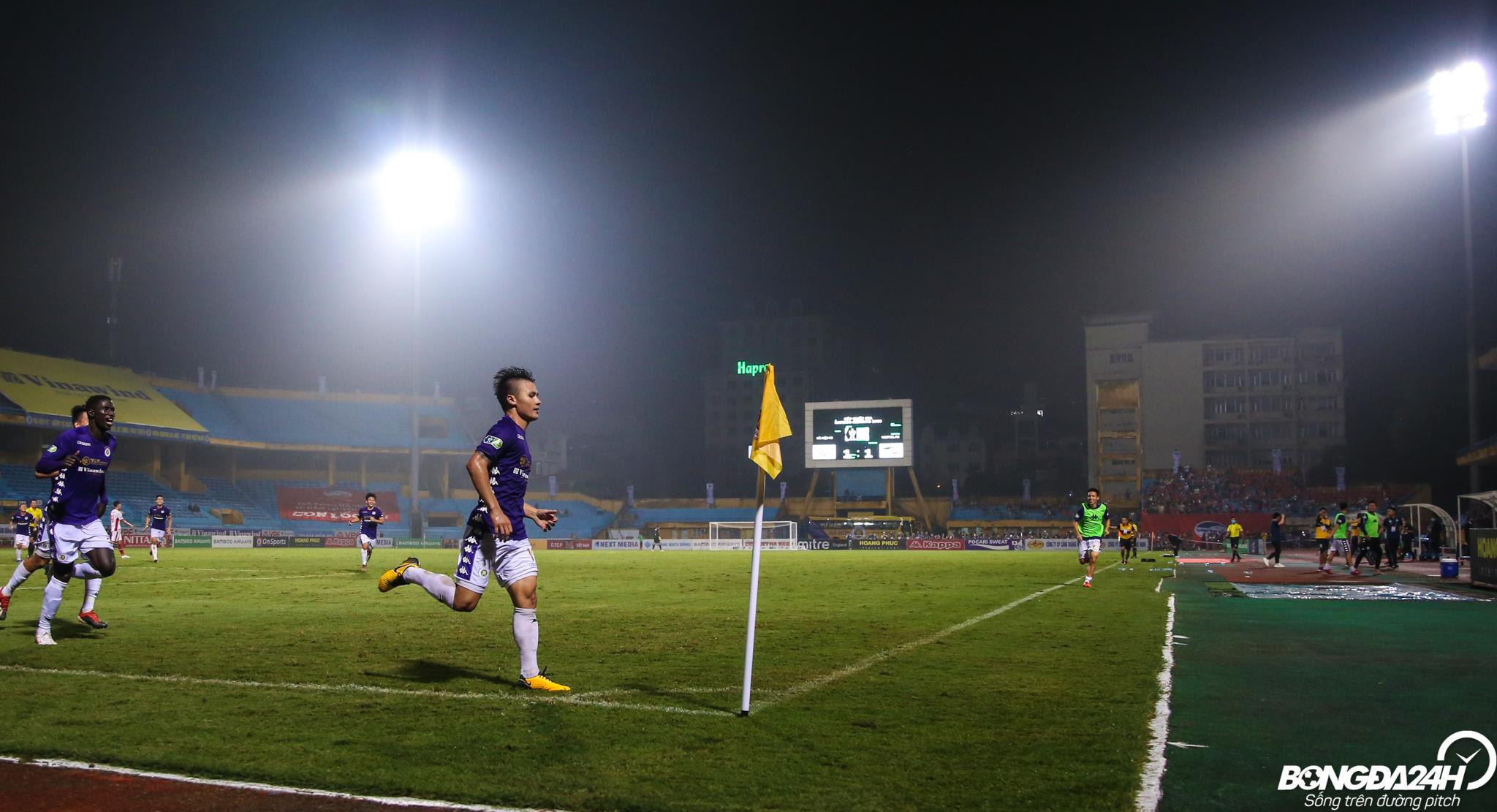 Quang Hải in dấu giày vào 8 bàn giúp Hà Nội FC làm nên lịch sử hình ảnh