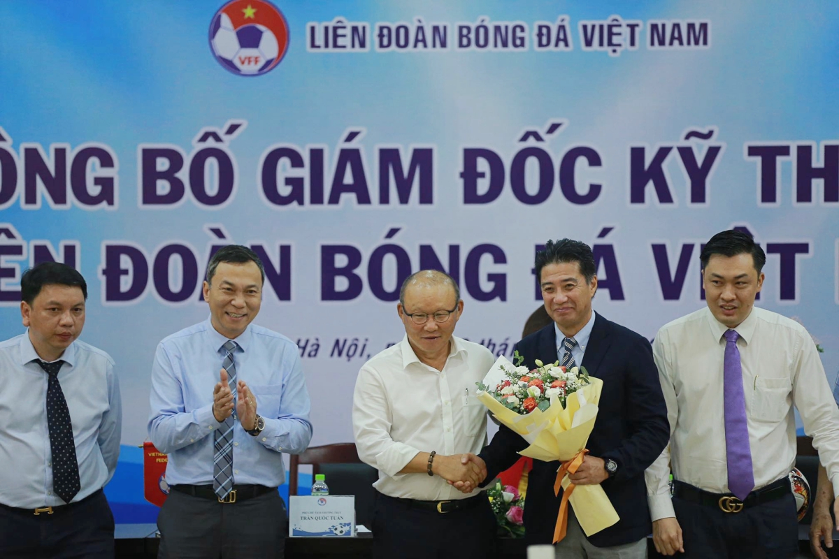 Tân GĐKT Adachi đặt mục tiêu dài hạn với bóng đá Việt Nam hình ảnh gốc 2