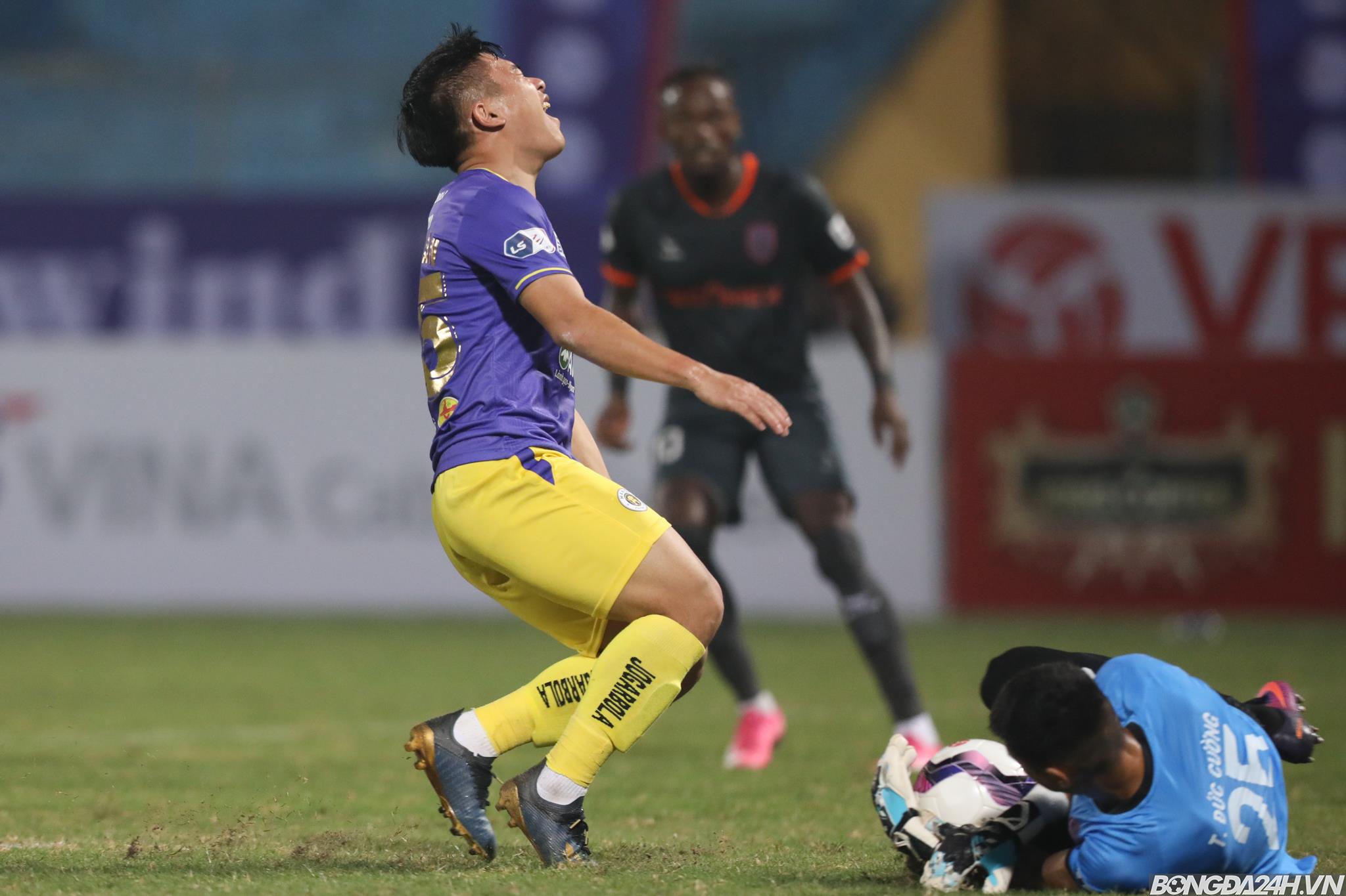 Lê Văn Xuân Hà Nội vs Bình Dương