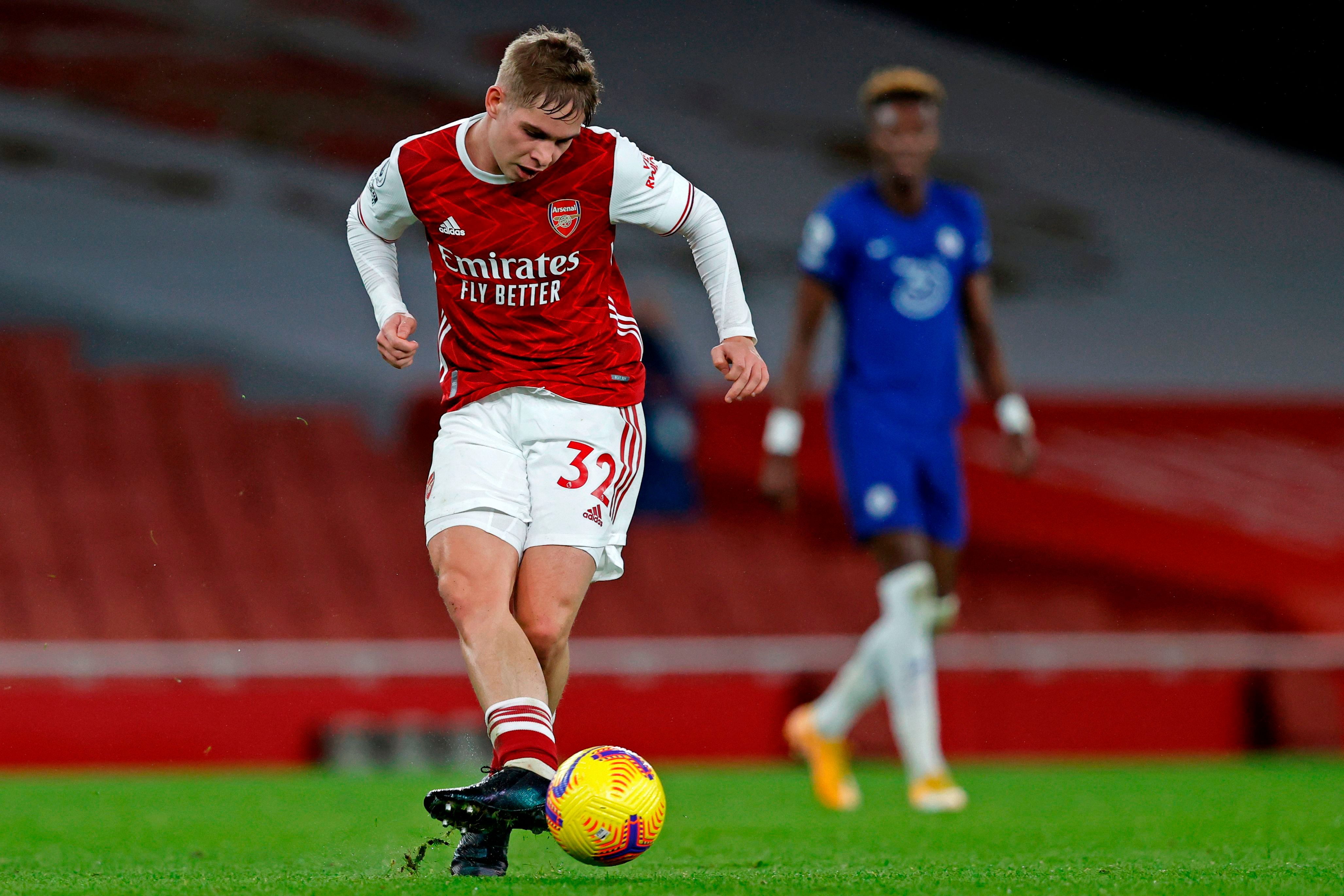 Emile Smith Rowe Tận tụy nhưng rụt rè hình ảnh