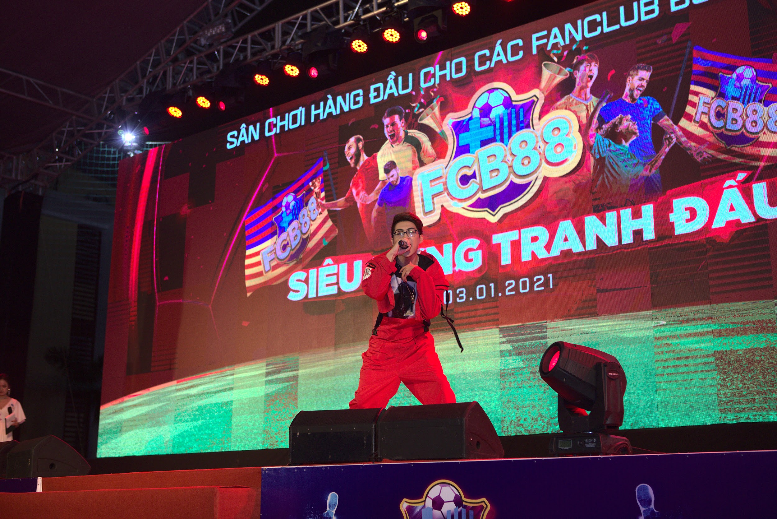 Quán quân Rap Việt ICD đốt cháy bầu không khí đêm Gala 7