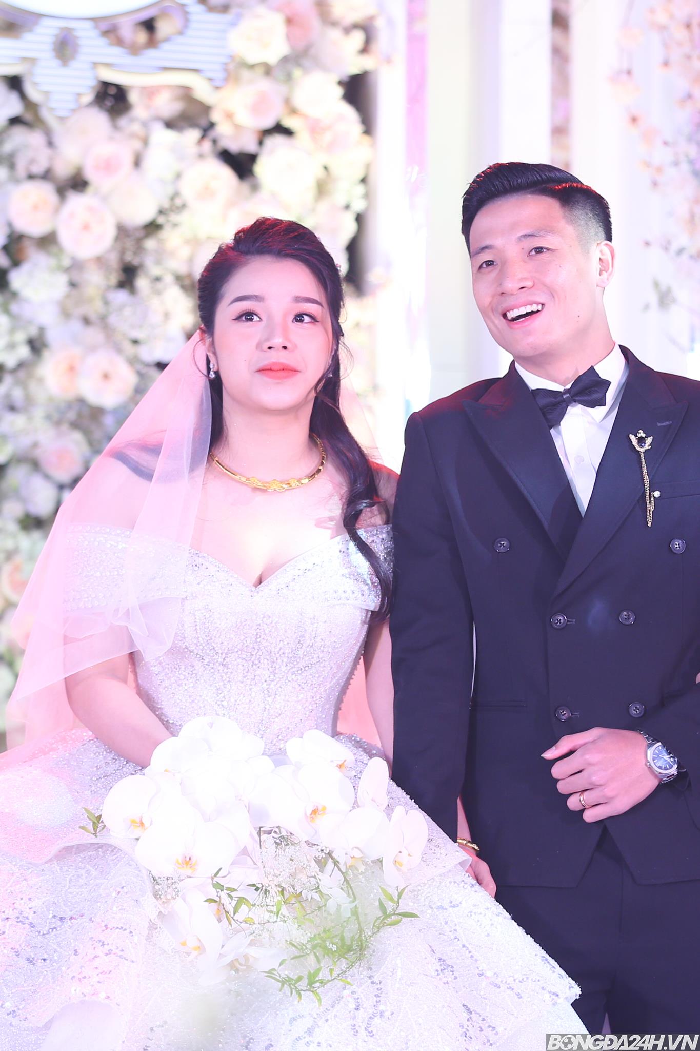 đám cưới bùi tiến dũng