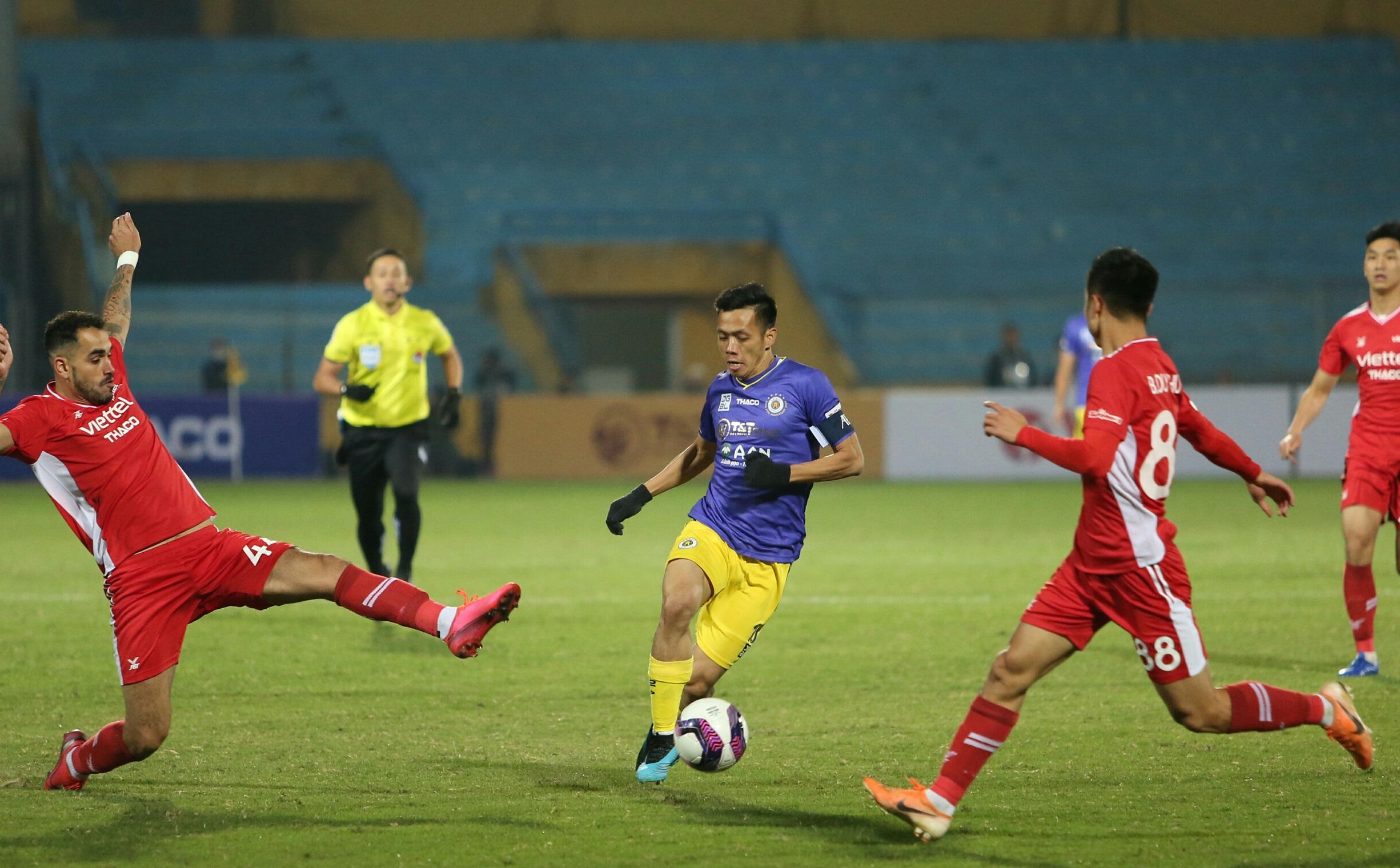 Văn Quyết Viettel vs Hà Nội