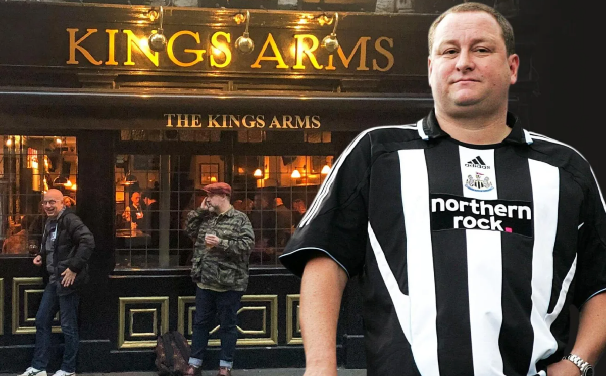 Mike Ashley nhắm mua Derby