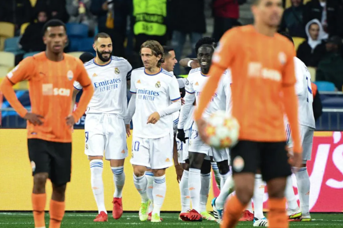 Real đã khởi đầu không dễ dàng, nhưng cuối cùng vẫn biết cách thể hiện đẳng cấp trước Shakhtar