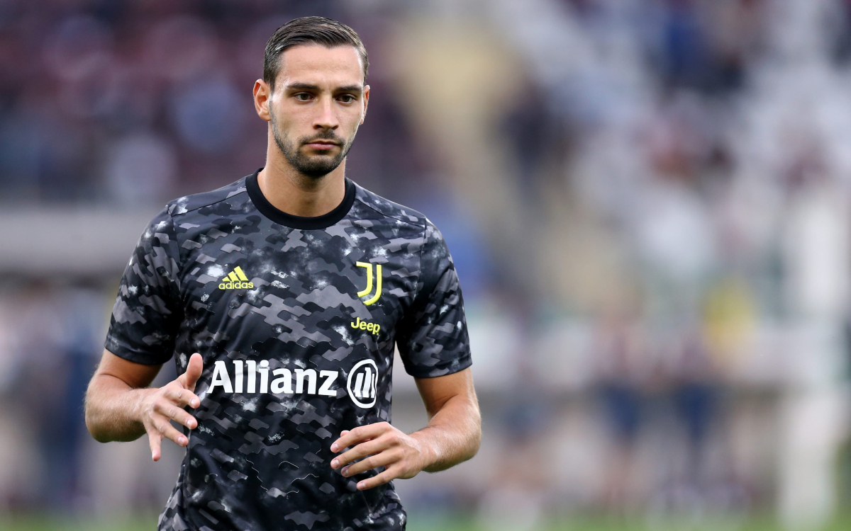 Hai cầu thủ Juventus bỏ lỡ chuyến đi Cagliari sau khi nhận lệnh cấm thi đấu