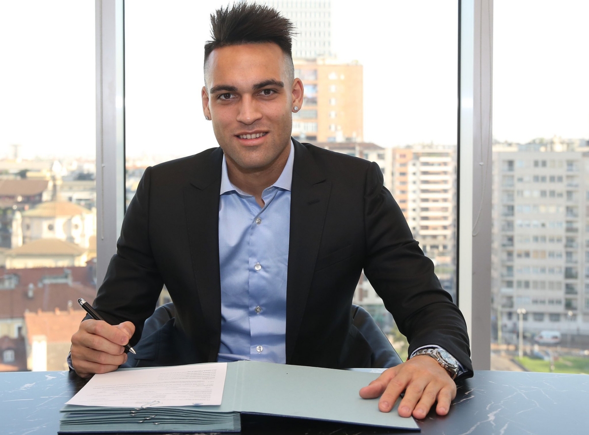Lautaro Martinez gia hạn hợp đồng với Inter tới tháng 6/2026 Lautaro Martinez gia hạn hợp đồng với Inter tới tháng 6/2026