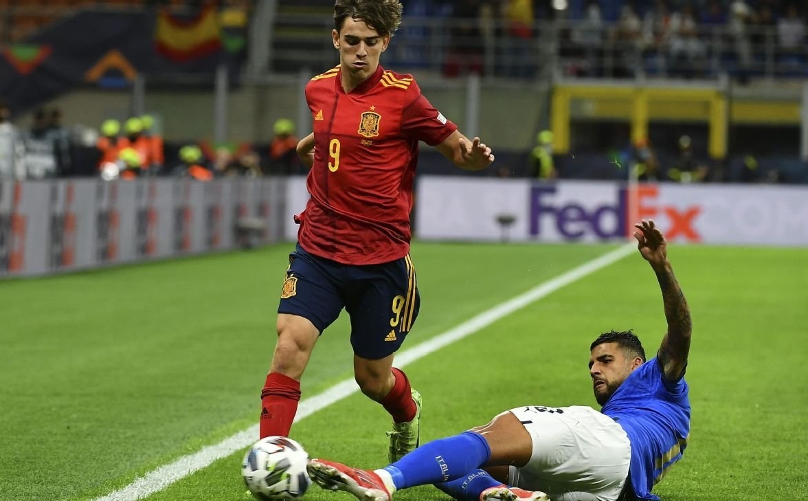 Luis Enrique ca ngợi Gavi