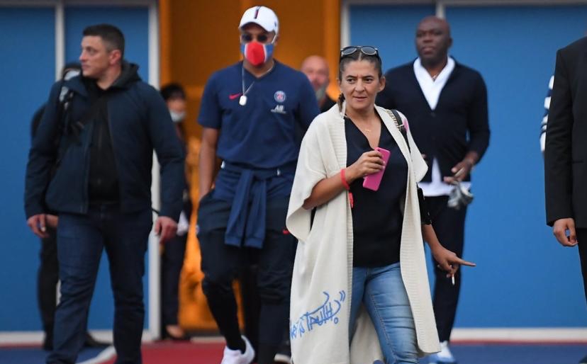 Mẹ Mbappe chia sẻ tương lai của con trai Mẹ Mbappe chia sẻ tương lai của con trai