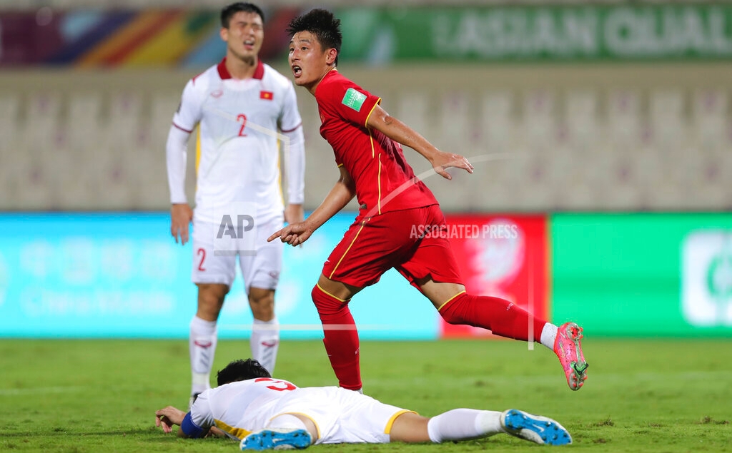 Thanh Bình vs Wu Lei Việt Nam vs Trung Quốc 8/10