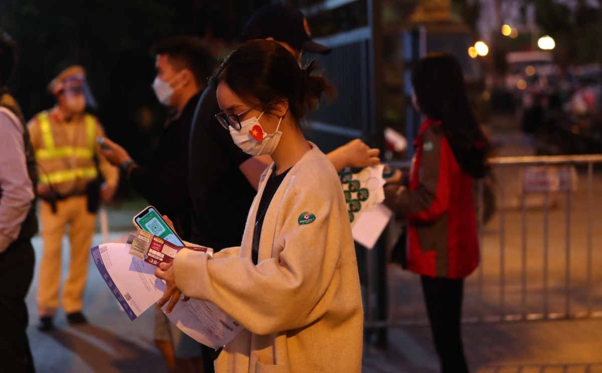 Bắt giữ nhóm đối tượng làm giả giấy xét nghiệm