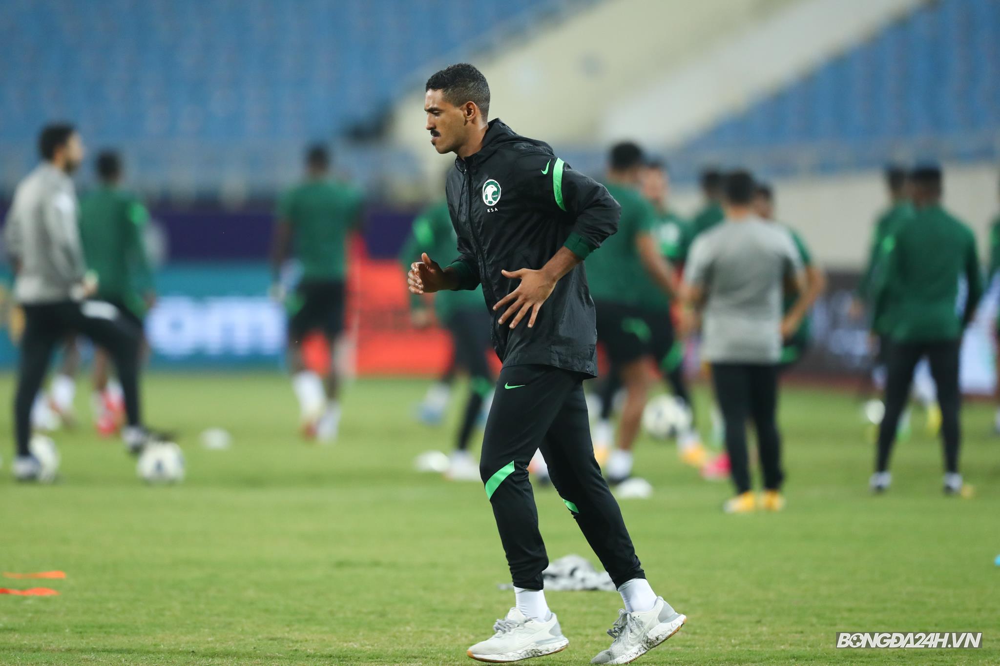 Fawaz Al Qarni ĐT Saudi Arabia Fawaz Al Qarni ĐT Saudi Arabia