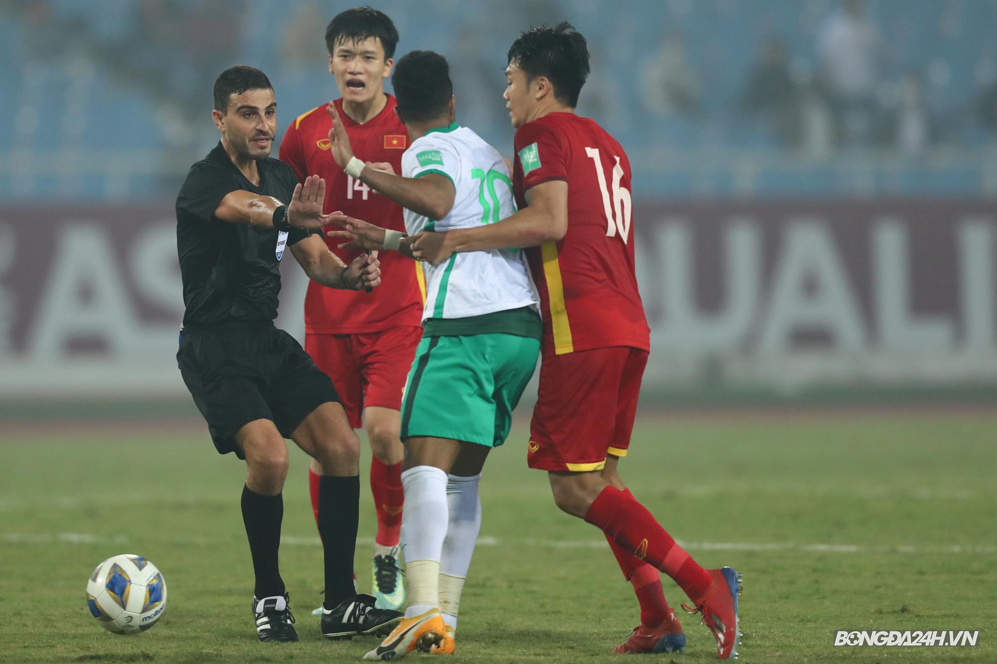 Trọng tài Việt Nam vs Saudi Arabia Hanna Hattab