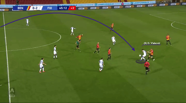 Vì sao Dusan Vlahovic đang được các ông lớn theo đuổi?