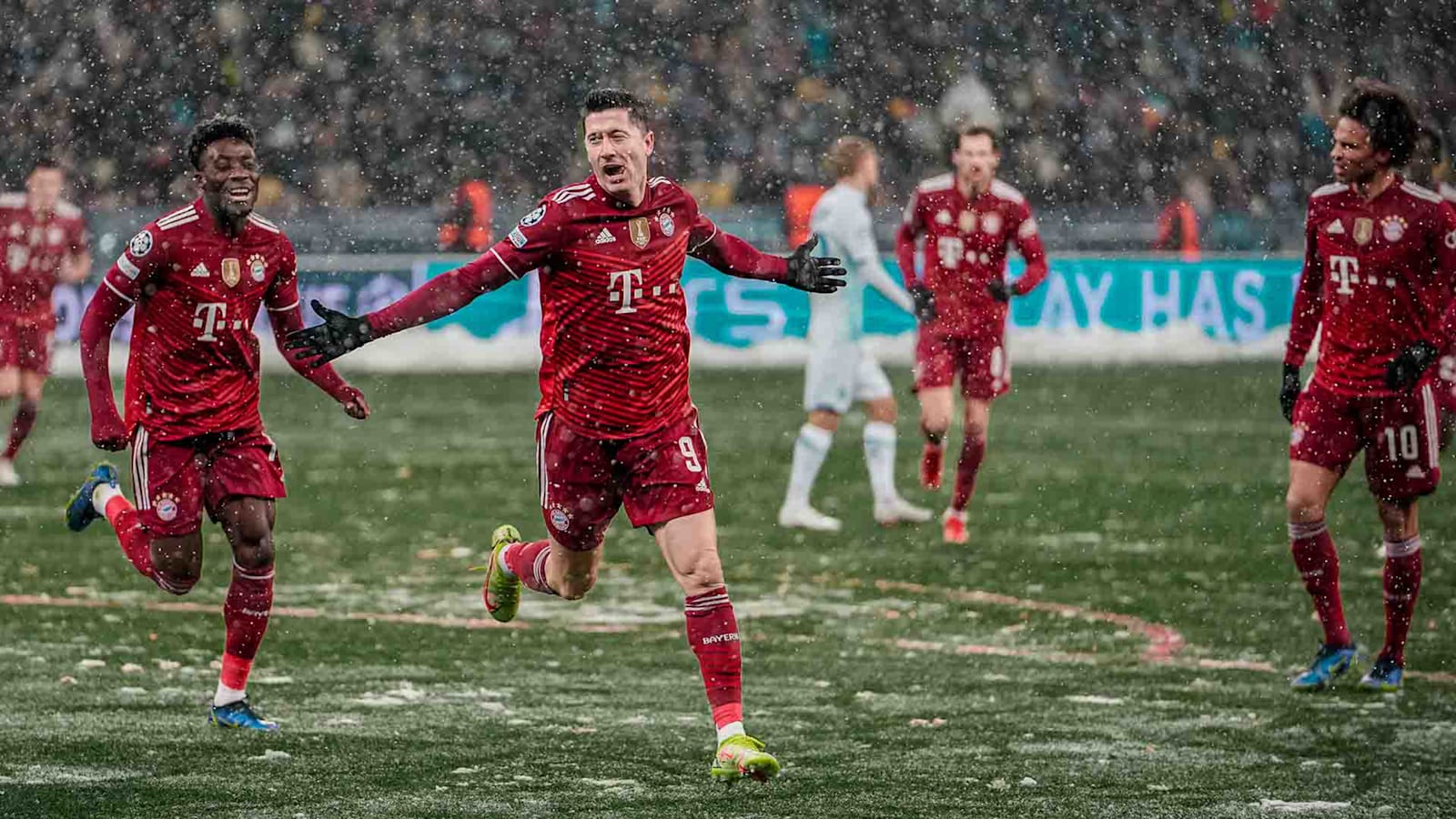 Lewandowski có một năm thăng hoa trong màu áo của Bayern Munich