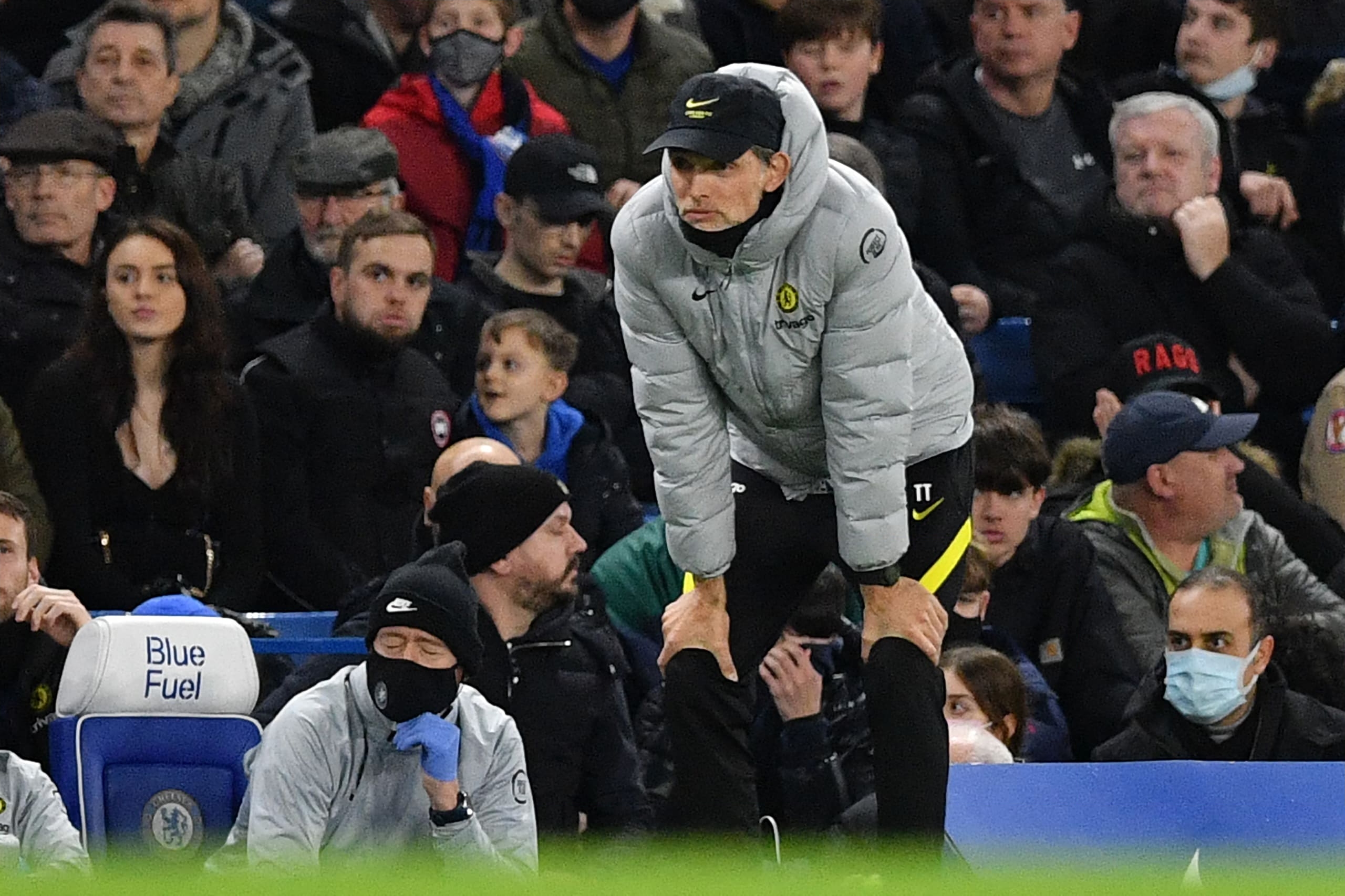 Chelsea bị cầm hòa trên sân nhà: Đừng sớm coi họ là ứng cử viên vô địch!
