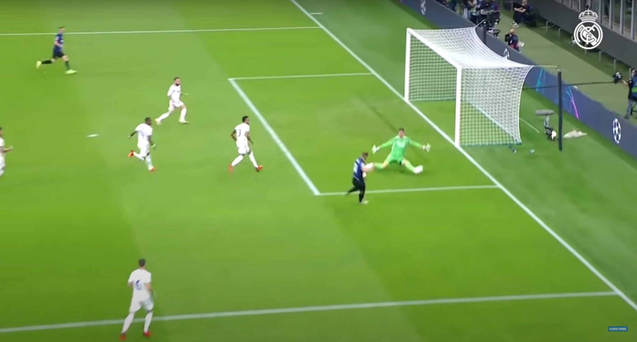 Thibaut Courtois đang vô hiệu hóa mọi nguy hiểm