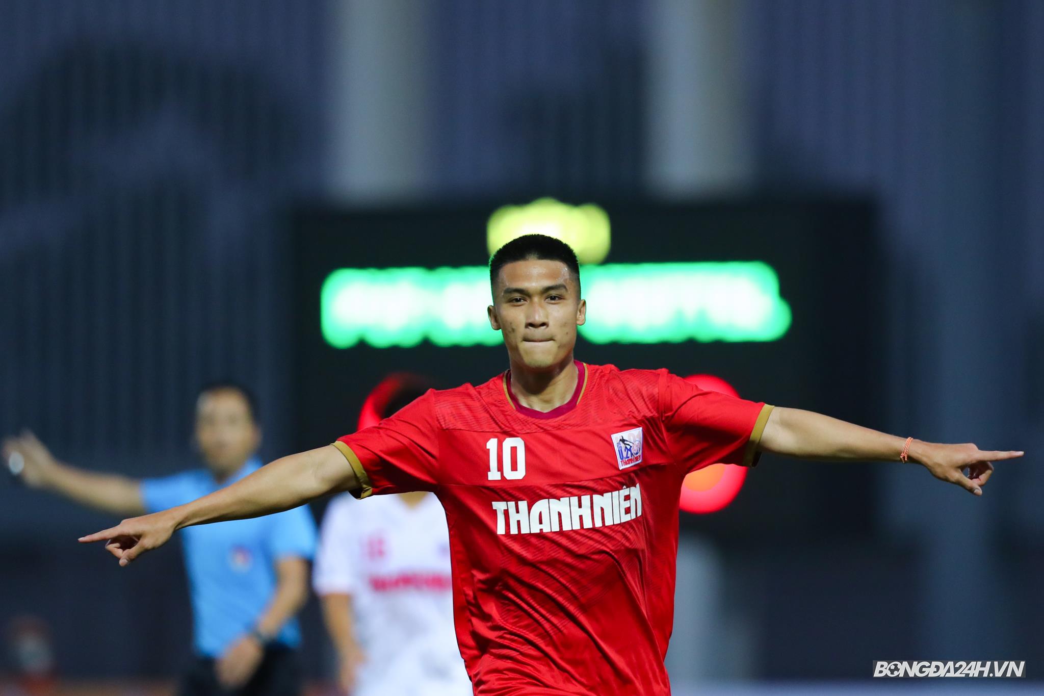 Võ Nguyên Hoàng chia tay U23 Việt Nam hình ảnh