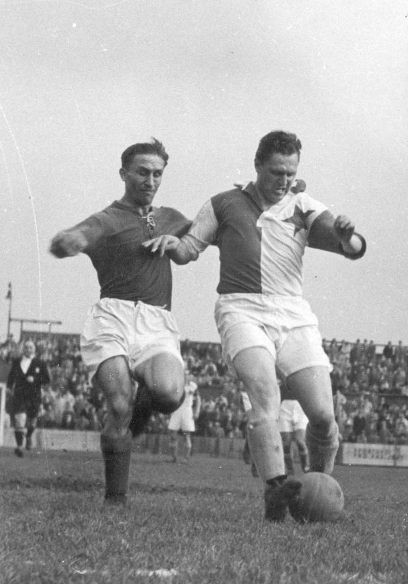 Josef Bican và sự phức tạp của những thống kê bàn thắng hình ảnh