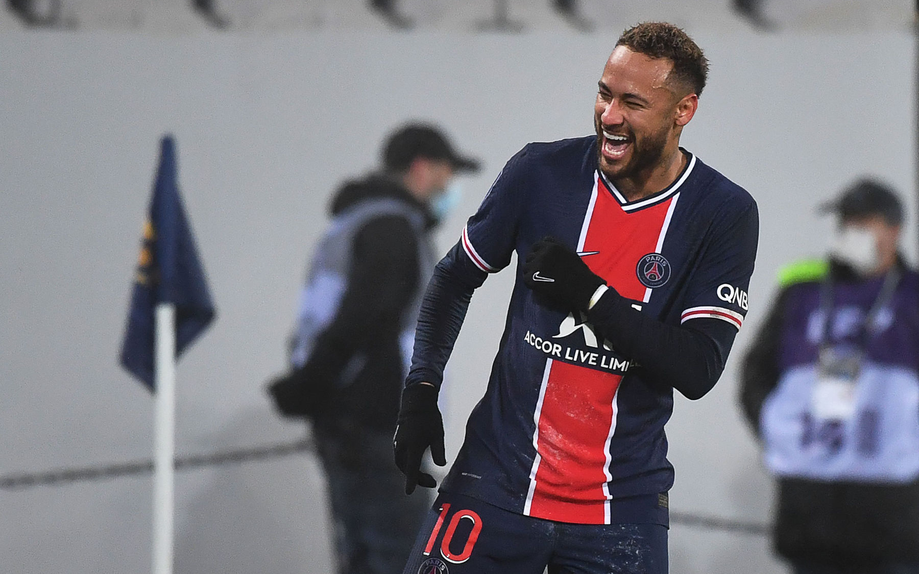 PSG trả Neymar 6,5 triệu euro chỉ để cười với CĐV - VnExpress Thể thao