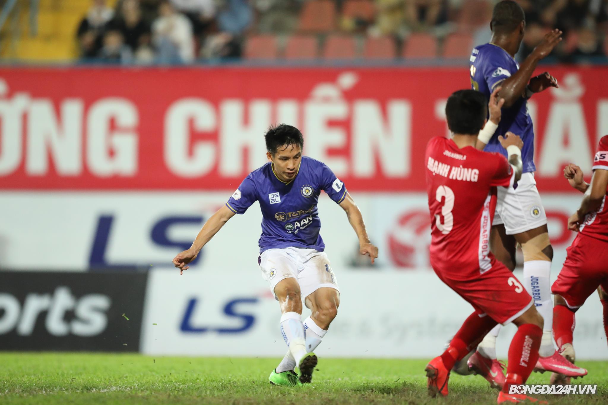 Đỗ Hùng Dũng Hải Phòng vs Hà Nội