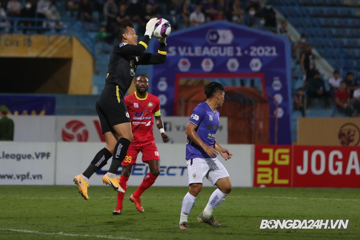 ẢNH Tấn Trường tức giận sau bàn thắng của Samson hình ảnh gốc 2 ẢNH Tấn Trường tức giận sau bàn thắng của Samson hình ảnh gốc 2