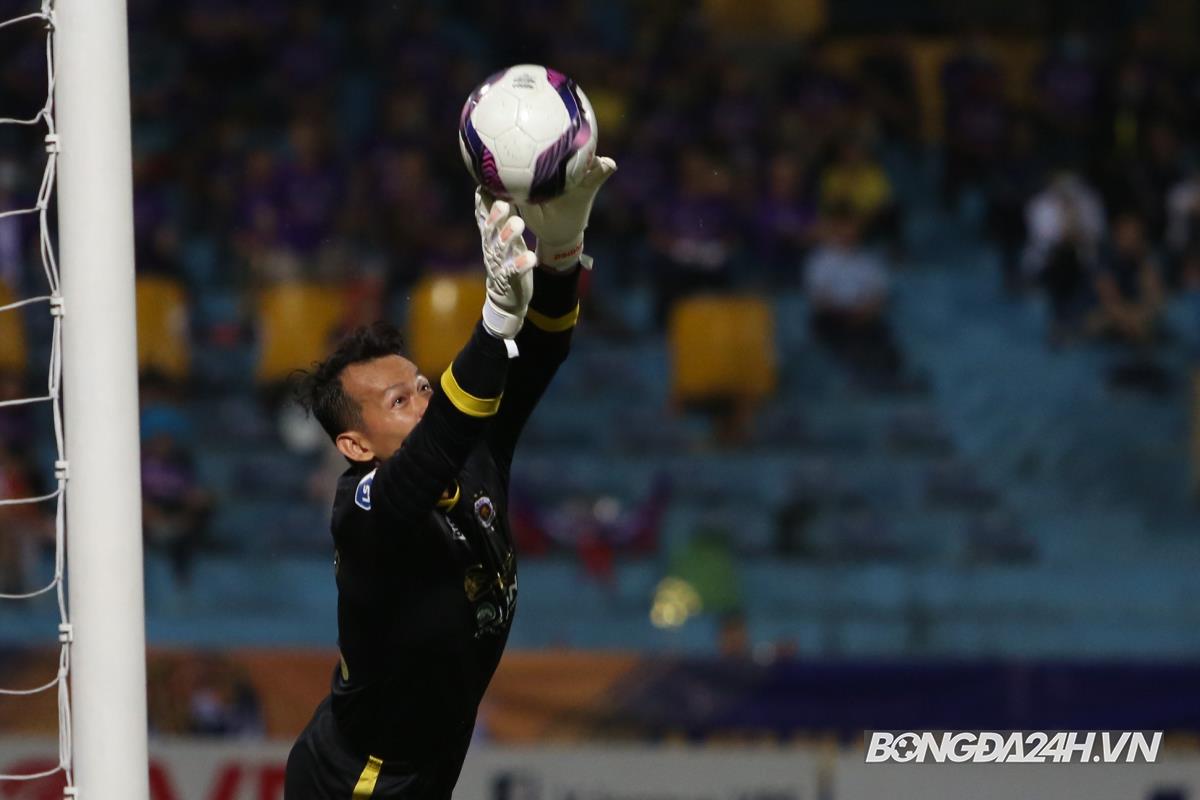 ẢNH Tấn Trường tức giận sau bàn thắng của Samson hình ảnh gốc 2 ẢNH Tấn Trường tức giận sau bàn thắng của Samson hình ảnh gốc 2