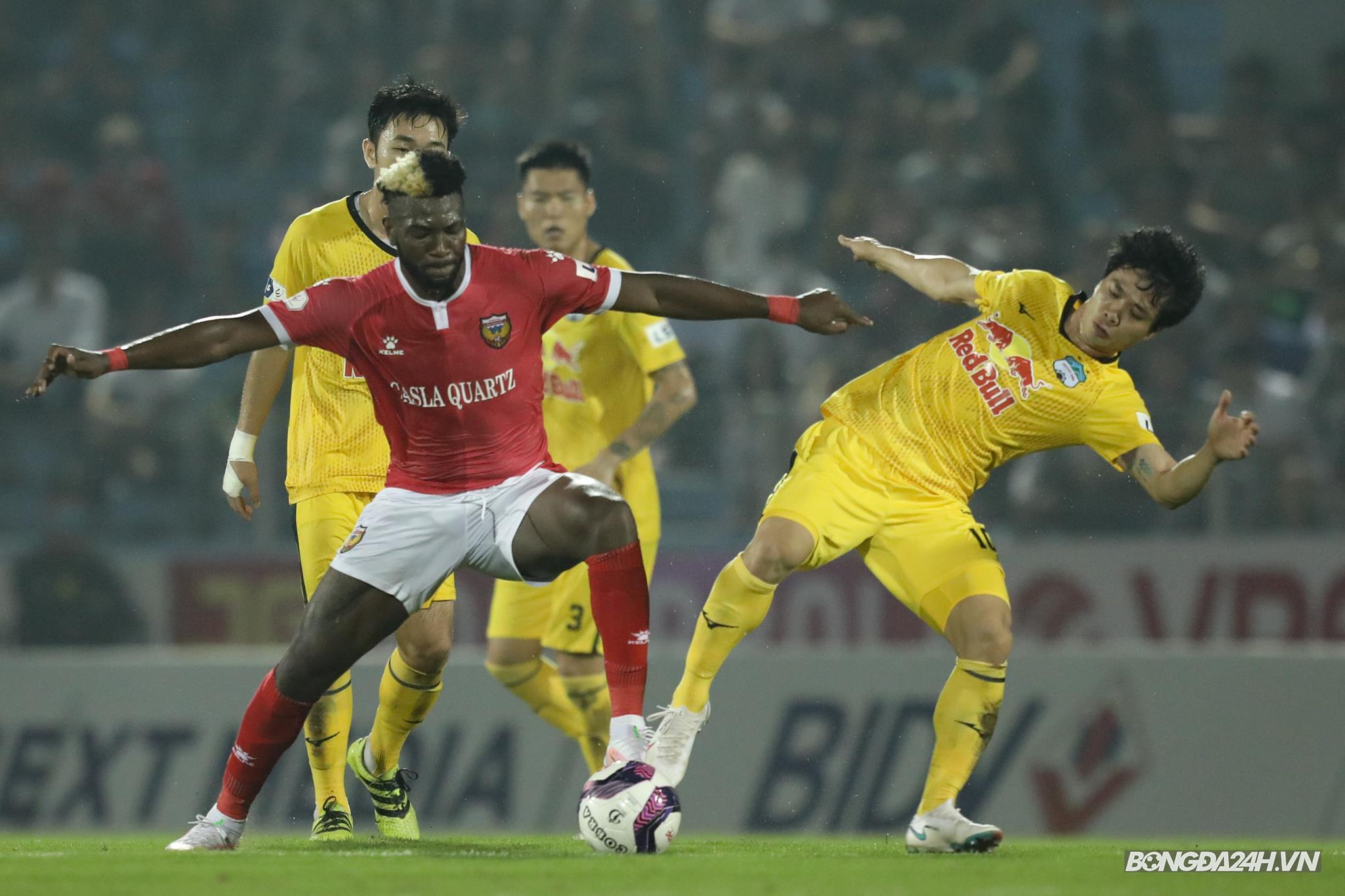 Công Phượng Walsh Hà Tĩnh vs HAGL