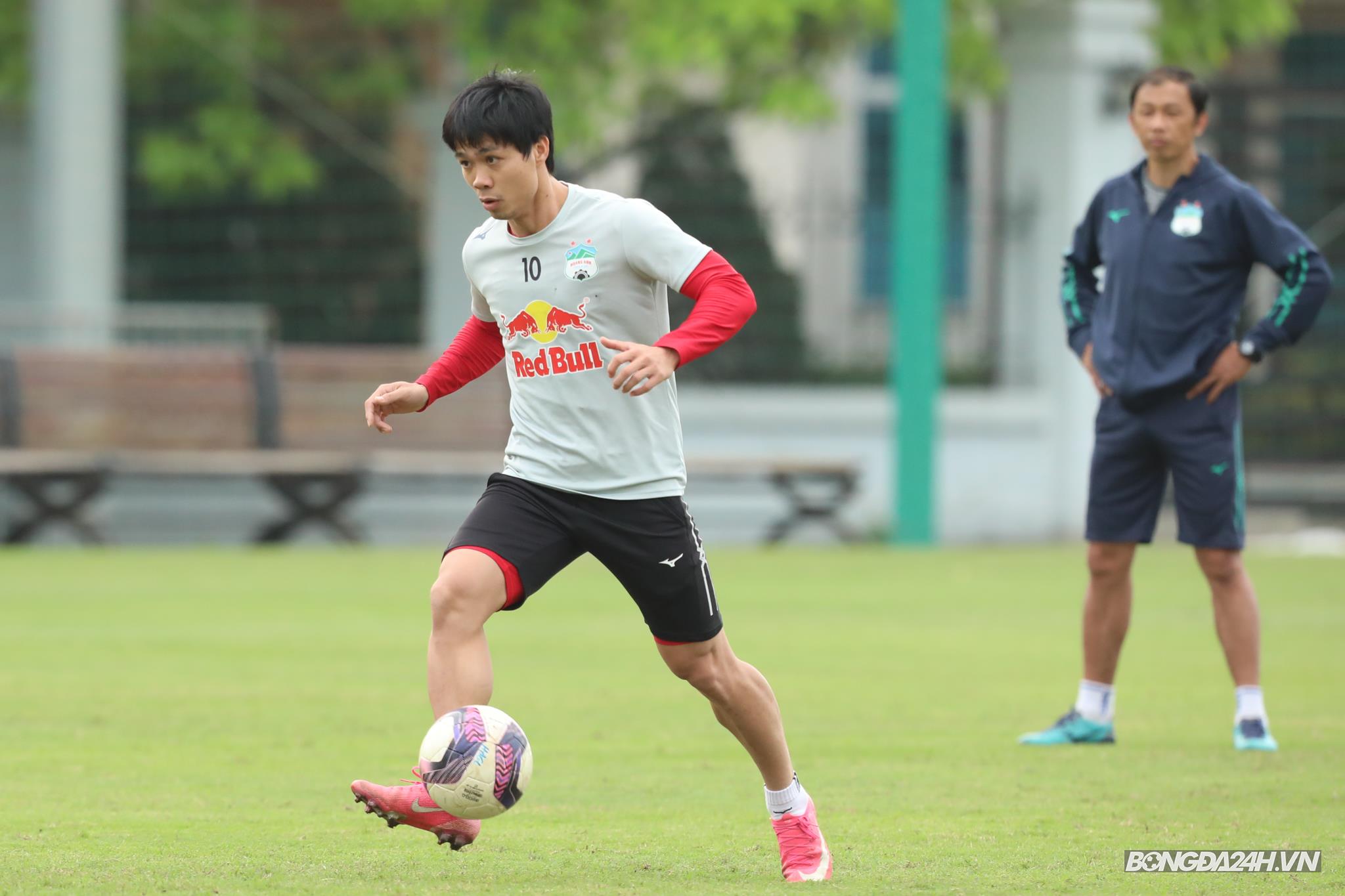 Công Phượng HAGL