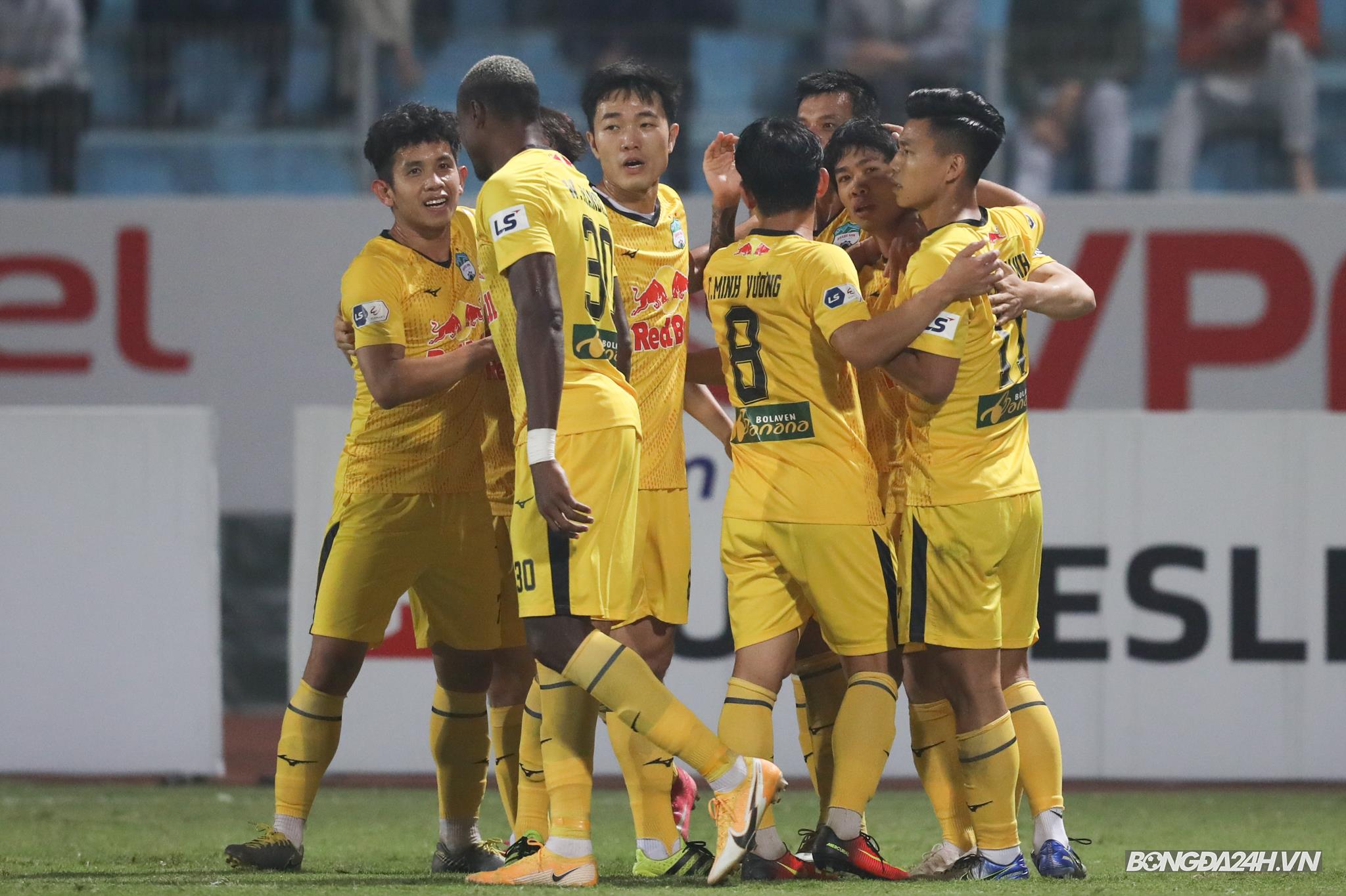 ẢNH Ngay sau lời nhắc bí ẩn của HLV Kiatisuk, Công Phượng lập tức nổ súng hình ảnh gốc 2 ẢNH Ngay sau lời nhắc bí ẩn của HLV Kiatisuk, Công Phượng lập tức nổ súng hình ảnh gốc 2