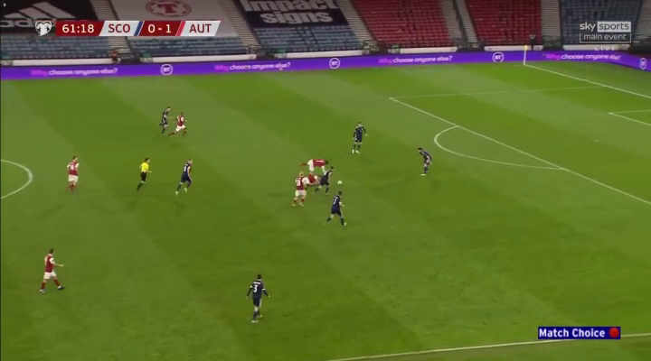 Màn trình diễn như thể Arjen Robben của Kieran Tierney