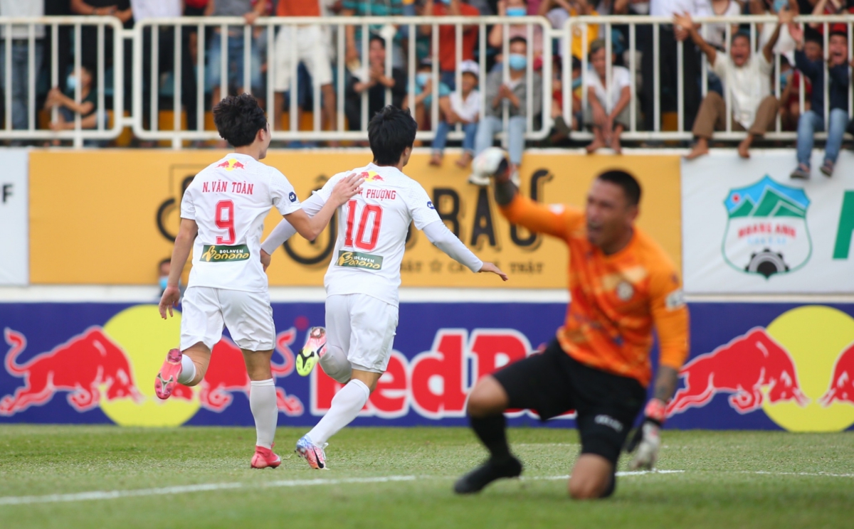 Công Phượng HAGL vs TP HCM 28/3