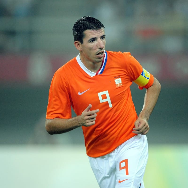 Roy Makaay và nghệ thuật săn bàn của một bóng ma