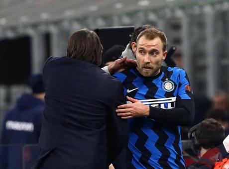 Christian Eriksen Hồi sinh trong vai trò mới hình ảnh