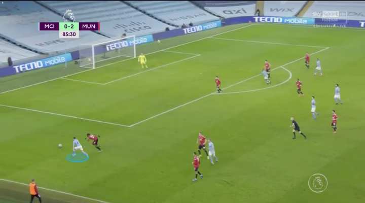 Solskjaer đã thắng trong cuộc đấu trí với Guardiola bằng cách dùng McTominay và Fred cực dị hình ảnh gốc 2