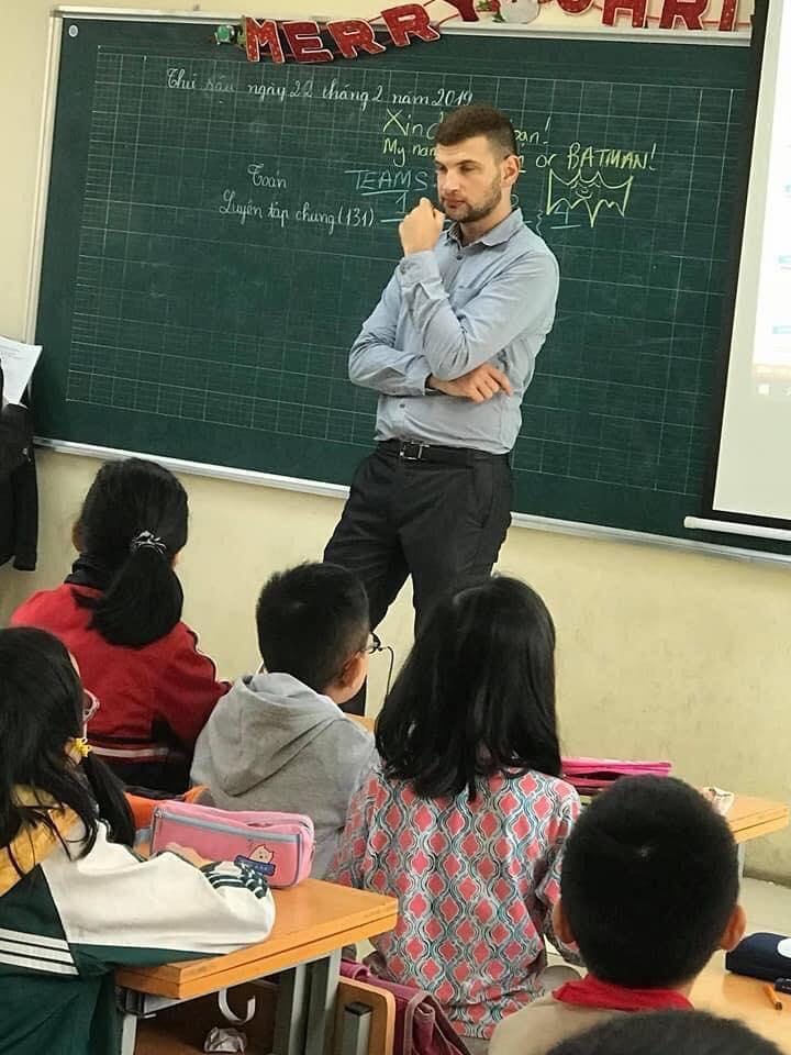 Timo Werner dạy Hoá?