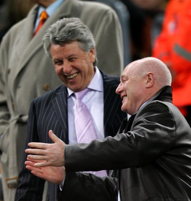 Các siêu cò chạy đua vũ trang trong Trò chơi vương quyền của bóng đá