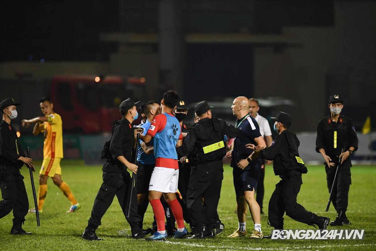 trợ lý HLV TP Hồ Chí Minh Pena Viegas Luis Filipe Thanh Hóa vs Hồ Chí Minh trợ lý HLV TP Hồ Chí Minh Pena Viegas Luis Filipe Thanh Hóa vs Hồ Chí Minh