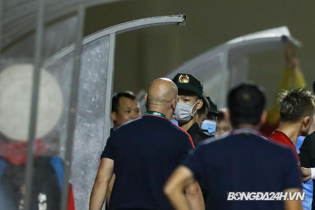 trợ lý HLV TP Hồ Chí Minh Pena Viegas Luis Filipe Thanh Hóa vs Hồ Chí Minh trợ lý HLV TP Hồ Chí Minh Pena Viegas Luis Filipe Thanh Hóa vs Hồ Chí Minh