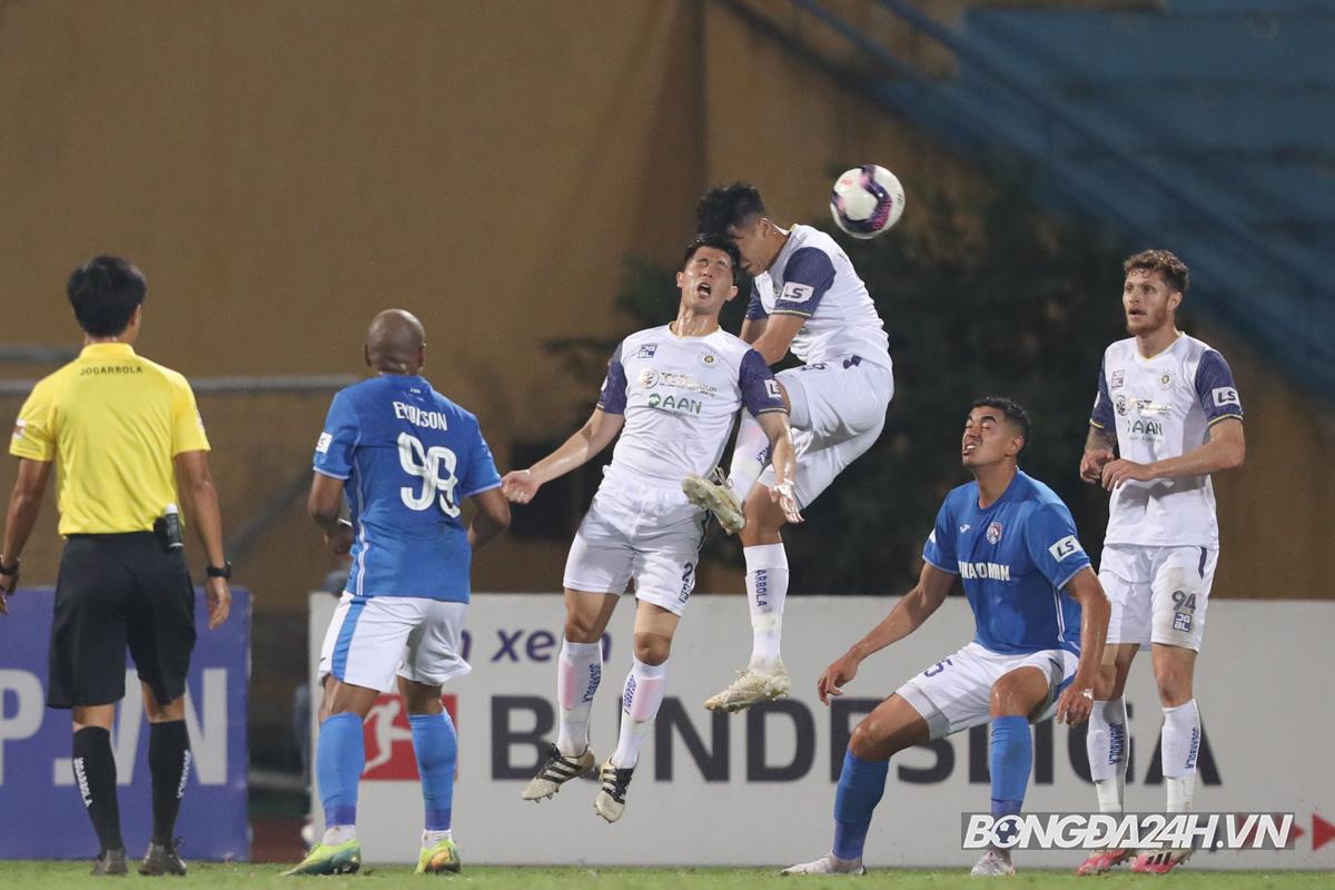 Đình Trọng Hà Nội vs Quảng Ninh