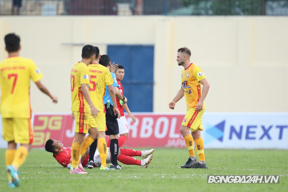 Gramoz Kurtaj Thanh Hóa vs TP Hồ Chí Minh