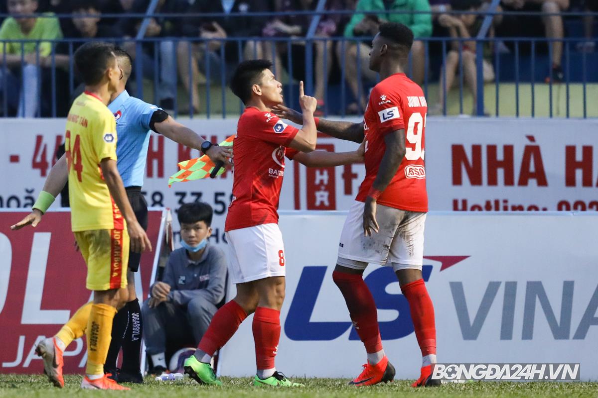 De Barros Junior Thanh Hóa vs TP Hồ Chí Minh