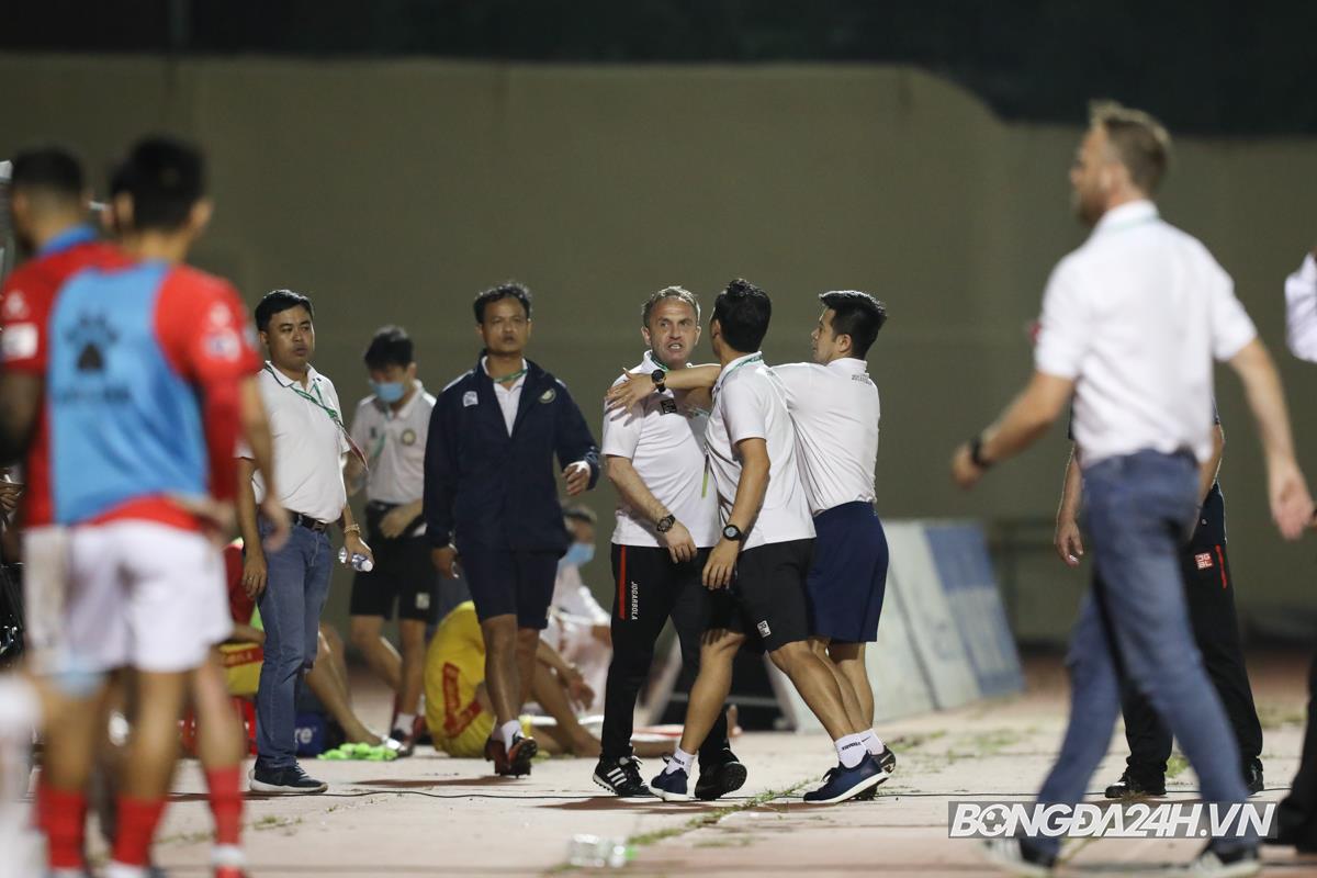 Svetislav Tanasijevic Thanh Hóa vs TP Hồ Chí Minh