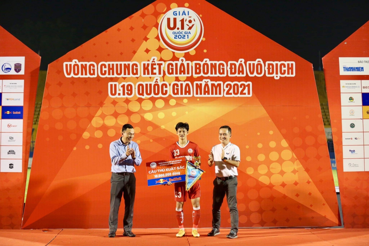 Nguyễn Thanh Nhàn U19 PVF 2021
