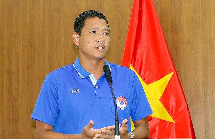 Tiền đạo Anh Đức đứng trước cơ hội dẫn dắt đội bóng ở V-League hình ảnh
