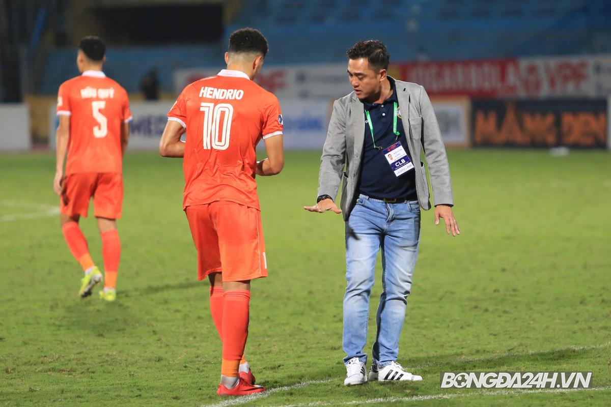 Hà Nội 0-1 Bình Định Hà Nội 0-1 Bình Định