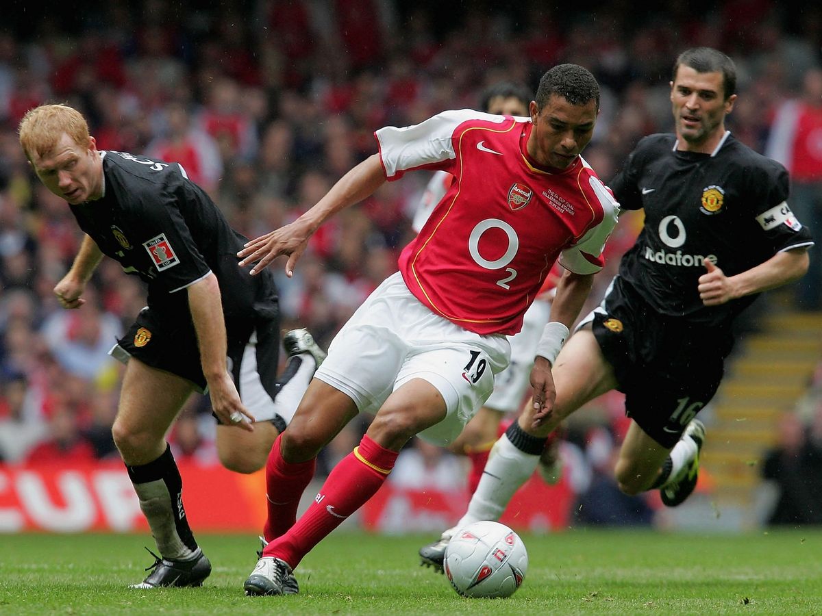 Gilberto Silva: Khi tình yêu bắt đầu từ chiếc radio